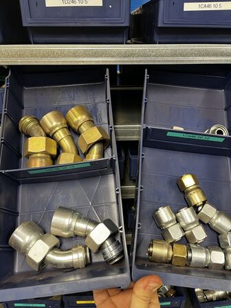 Div. Varelager til hydraulik