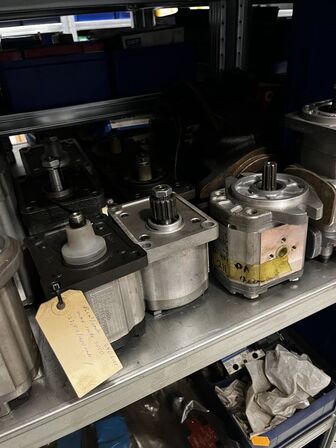 Div. Hydraulikpumper mv.