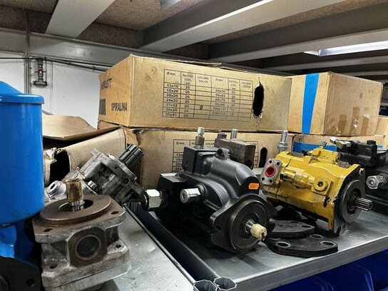 Div. Hydrauliskpumpe, gasfilter mv.