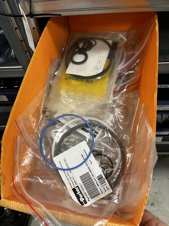 Div. Varelager til hydraulik