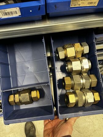 Div. Varelager til hydraulik