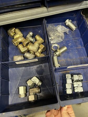 Div. Varelager til hydraulik