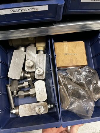 Div. Varelager til hydraulik