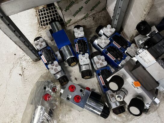 Div. Hydrauliske ventiler mv.