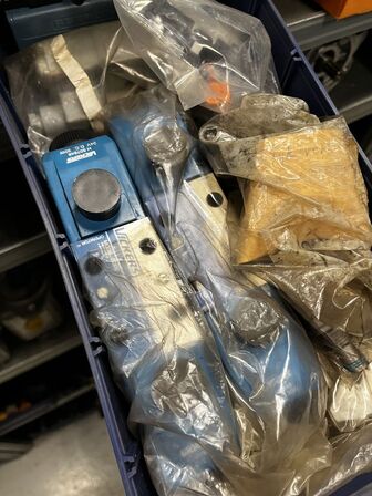 Div. Hydrauliske ventiler mv.