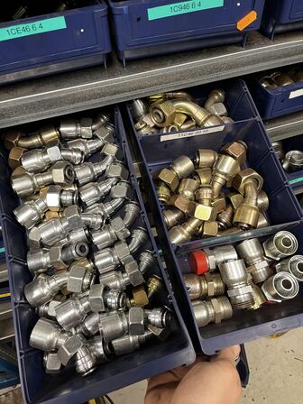 Div. Varelager til hydraulik