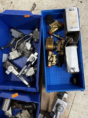 Div. Varelager til hydraulik