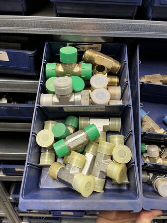 Div. Varelager til hydraulik