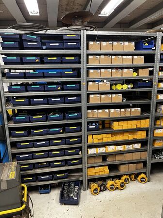 10 stk. stålreoler 200x94x43 CM.