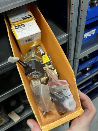 Div. Hydrauliske ventiler mv.