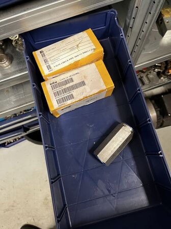 Div. Varelager til hydraulik