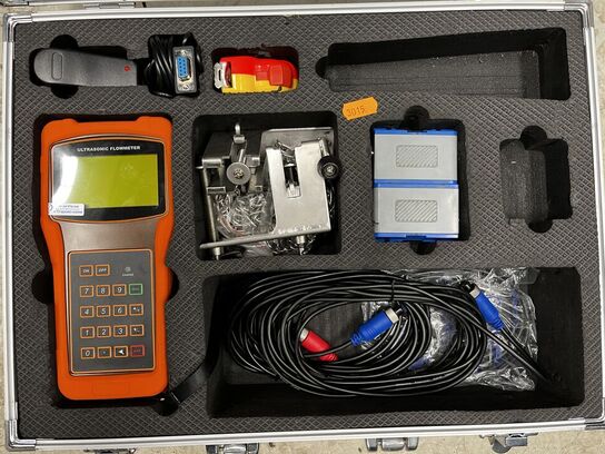 Ultrasonic flowmeter