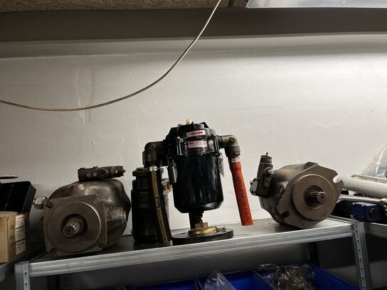 Div. Hydrauliskpumpe, gasfilter mv.