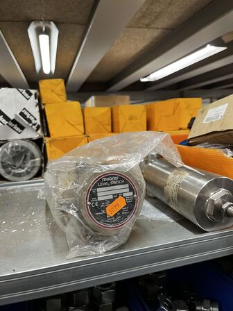 Div. Hydraulik cylindere, filtre mv.