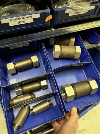 Div. Varelager til hydraulik