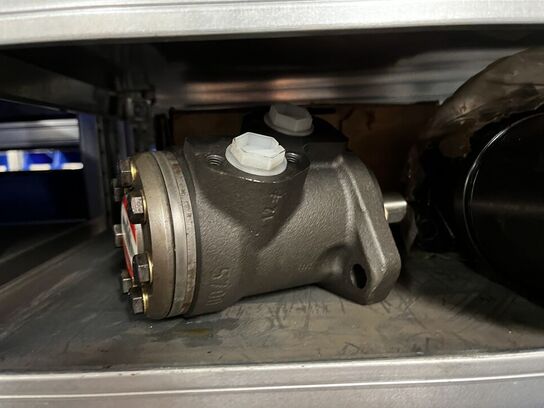 Div. Hydrauliskmotor og ventiler mv.