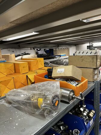 Div. Hydraulik cylindere, filtre mv.