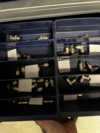 Div. Varelager til hydraulik