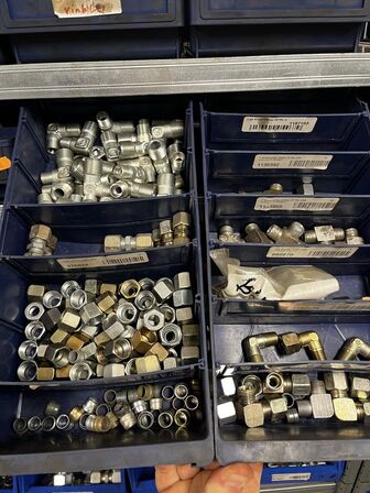 Div. Varelager til hydraulik