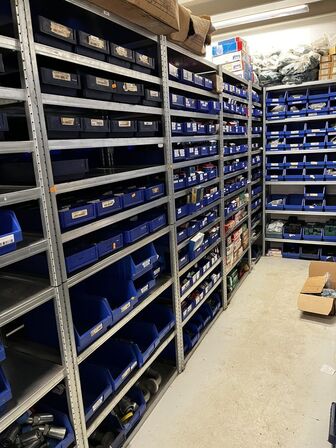 8 stk. Stålreoler  200x94x43 CM.