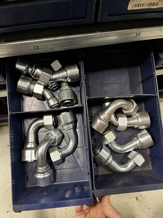 Div. Varelager til hydraulik