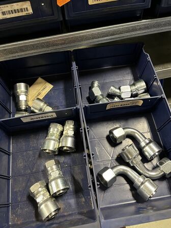 Div. Varelager til hydraulik