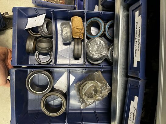 Div. Varelager til hydraulik