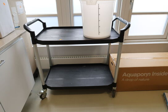 Opbevaringsvogn uden indhold