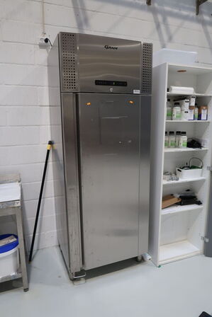 Industrikøleskab GRAM TWIN M 660 CXG T 5S