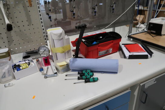 Div. Værktøj, testudstyr m.m.