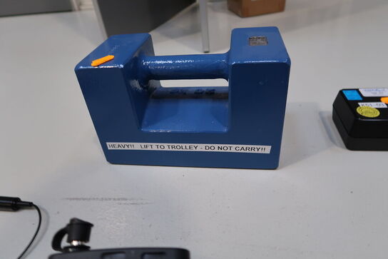 Præcisionsvægt til kalibrering