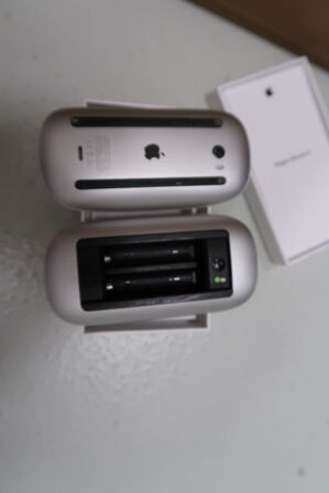 2 stk. trådløs mus APPLE MAGIC MOUSE A1657