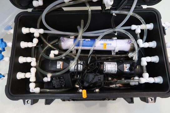 Kuffert med testapparat