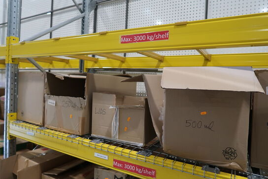 Div. Plastikflasker m.m.