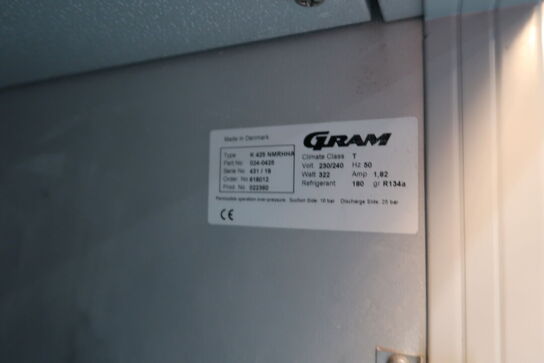 Industrikøleskab GRAM K 425 NMRHHA