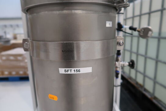 Rustfri filterhus på stativ