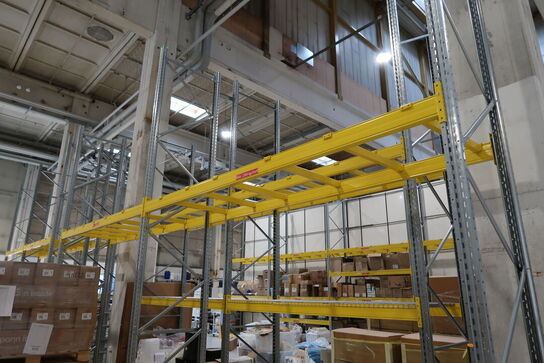 2 fag pallereoler uden indhold