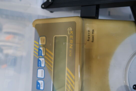 Præcisionsvægt KERN 572