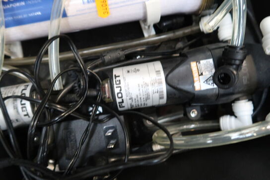 Kuffert med testapparat