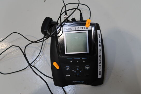 PH / Conductivity Meter THERMO SCIENTIFIC ORION STAR A215
