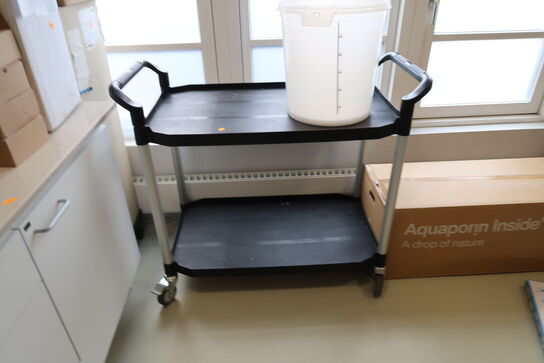 Opbevaringsvogn uden indhold