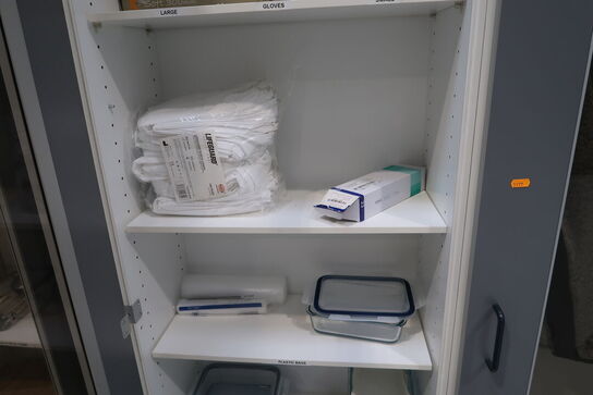 Div. Laboratorieudstyr, varelager m.m.