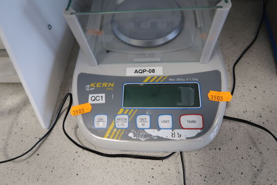 Præcisionsvægt KERN EMS 300-3