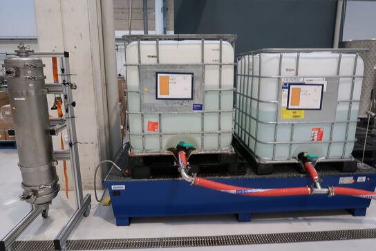 Teststation med  membraner, pumper,
ventiler, filtre, 