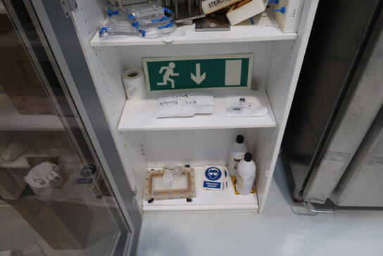 Div. Laboratorieudstyr, varelager m.m.