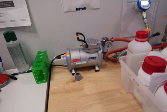 Vakuumteststation, med vakuumpumpe ROCKER 300