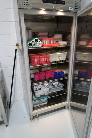 Industrikøleskab GRAM TWIN M 660 CXG T 5S