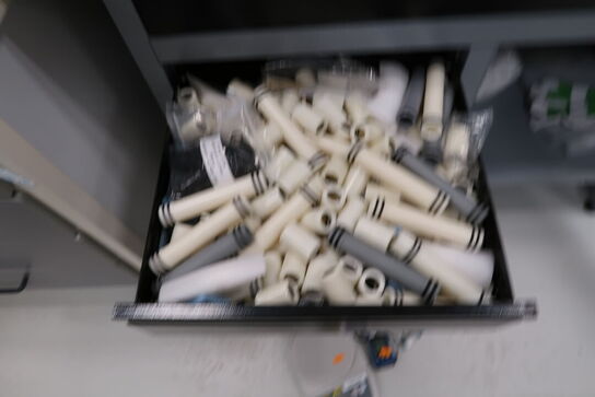 Værktøjsbord med div. Værktøj m.m.