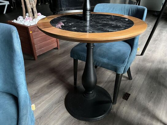 Rundt Cafe bord m. 2. Stk. Stole i stof
