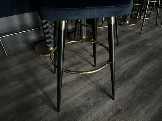 2. Stk Høj cafe borde, 2. Stk. Høj cafe stole i stof, Sofa modul i stof